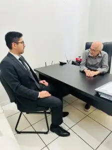 Prefeito Dr. Lídio recebe novo promotor de justiça de Iguatemi