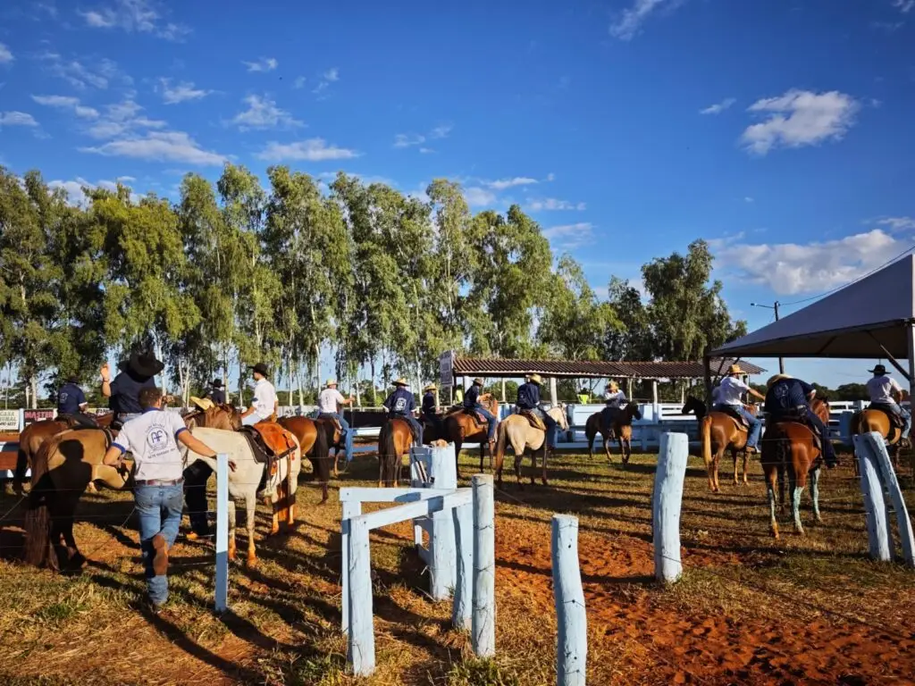 Com apoio da Prefeitura, Sete Quedas vira palco da abertura do laço comprido em MS