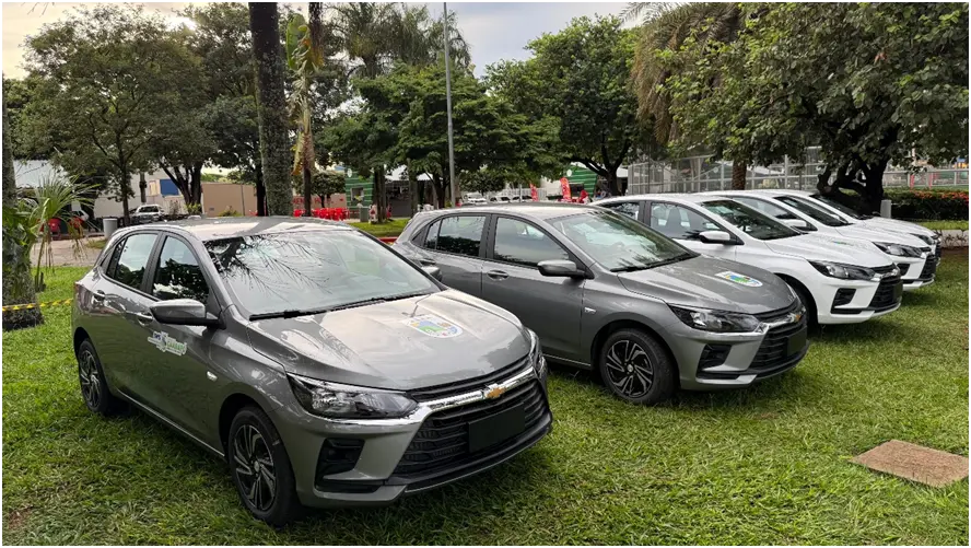 Prefeitura de Caarapó adquire cinco veículos para reforçar o transporte da Saúde Prefeitura de Caarapó adquire cinco veículos para reforçar o transporte da Saúde