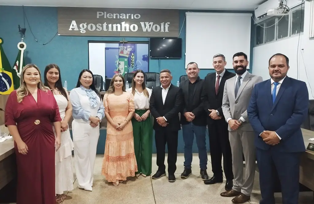 Sessão solene marca a abertura do ano legislativo 2026 na Câmara de Aral Moreira Sessão solene marca a abertura do ano legislativo 2026 na Câmara de Aral Moreira