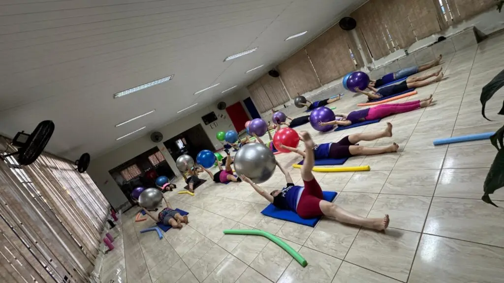 Programa da Secretaria de Saúde de Iguatemi oferece aulas de Pilates para servidores públicos e pacientes