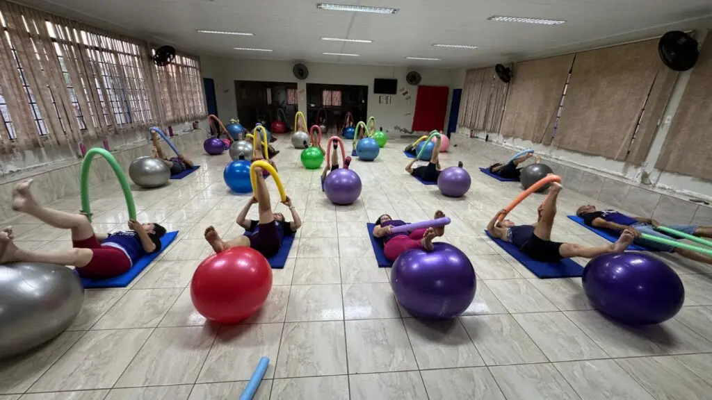 Programa da Secretaria de Saúde de Iguatemi oferece aulas de Pilates para servidores públicos e pacientes