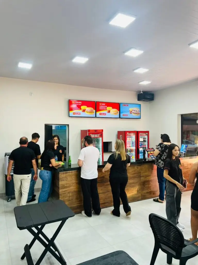 Amambai: Bala Burguer inaugura segunda unidade e amplia opções de hambúrgueres e prensados