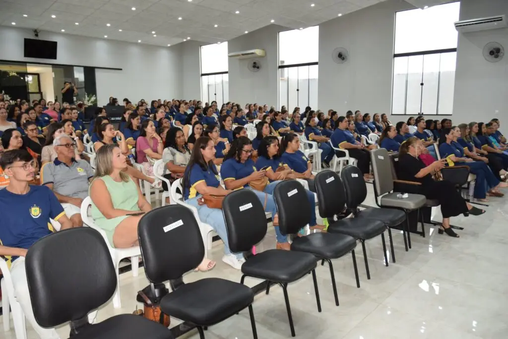Secretaria de Educação de Iguatemi promove “formação continuada” para professores e servidores que atuam na Rede Municipal de Ensino