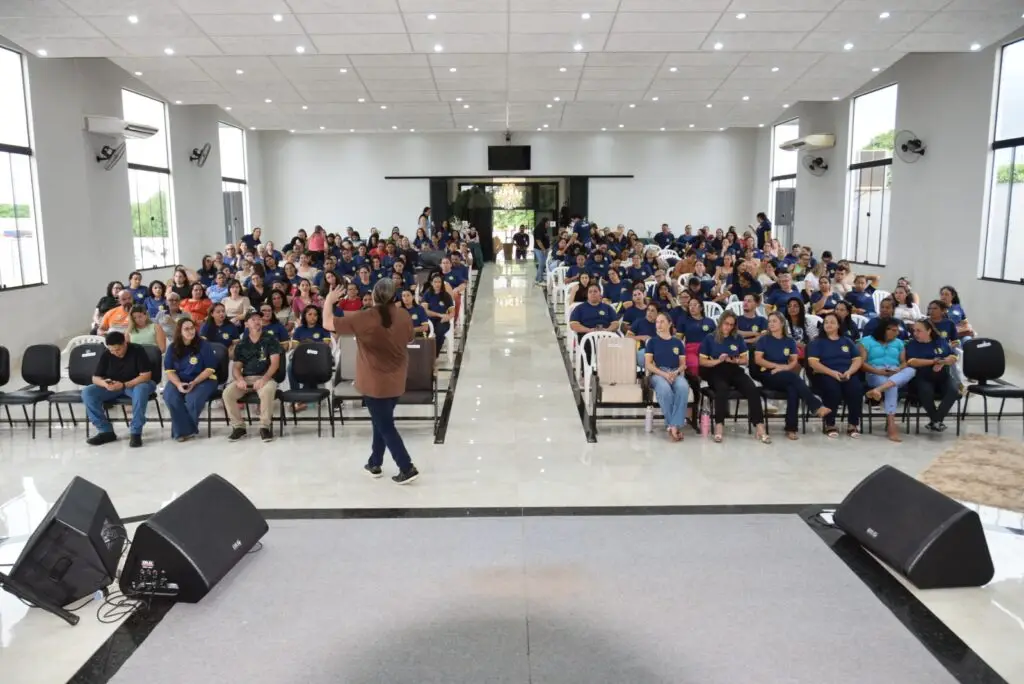 Secretaria de Educação de Iguatemi promove “formação continuada” para professores e servidores que atuam na Rede Municipal de Ensino