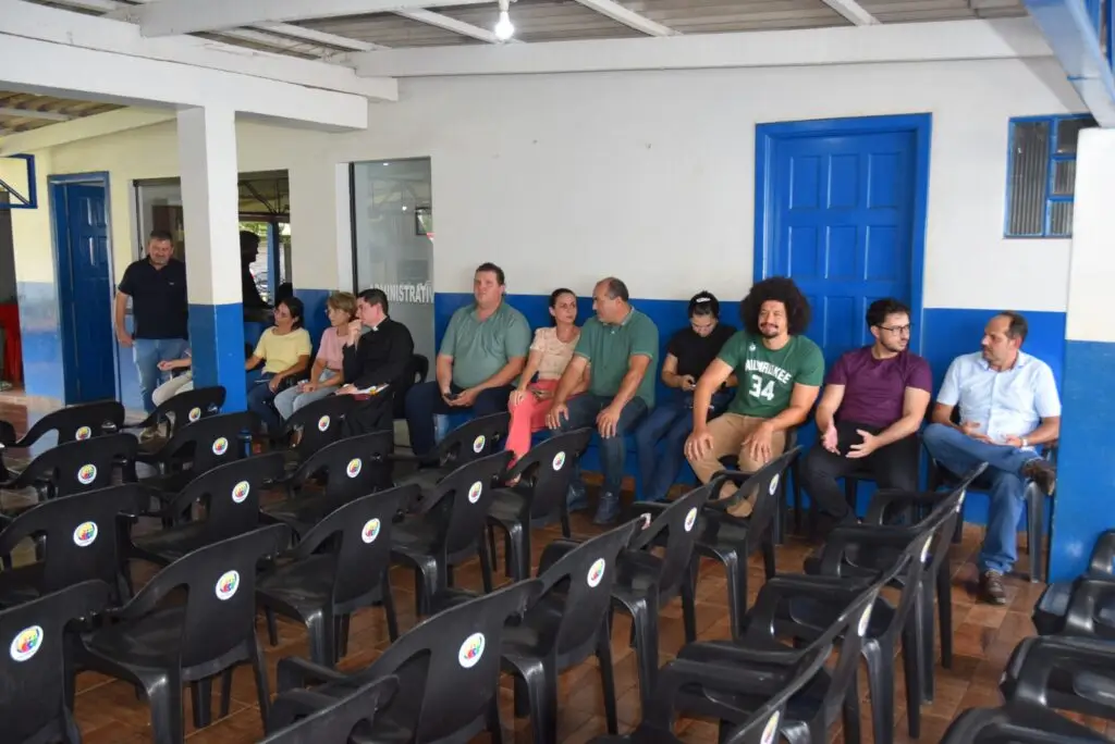 Iguatemi: Projeto da Polícia Militar "Bom de Bola, Bom na Escola" inicia suas atividades oficialmente