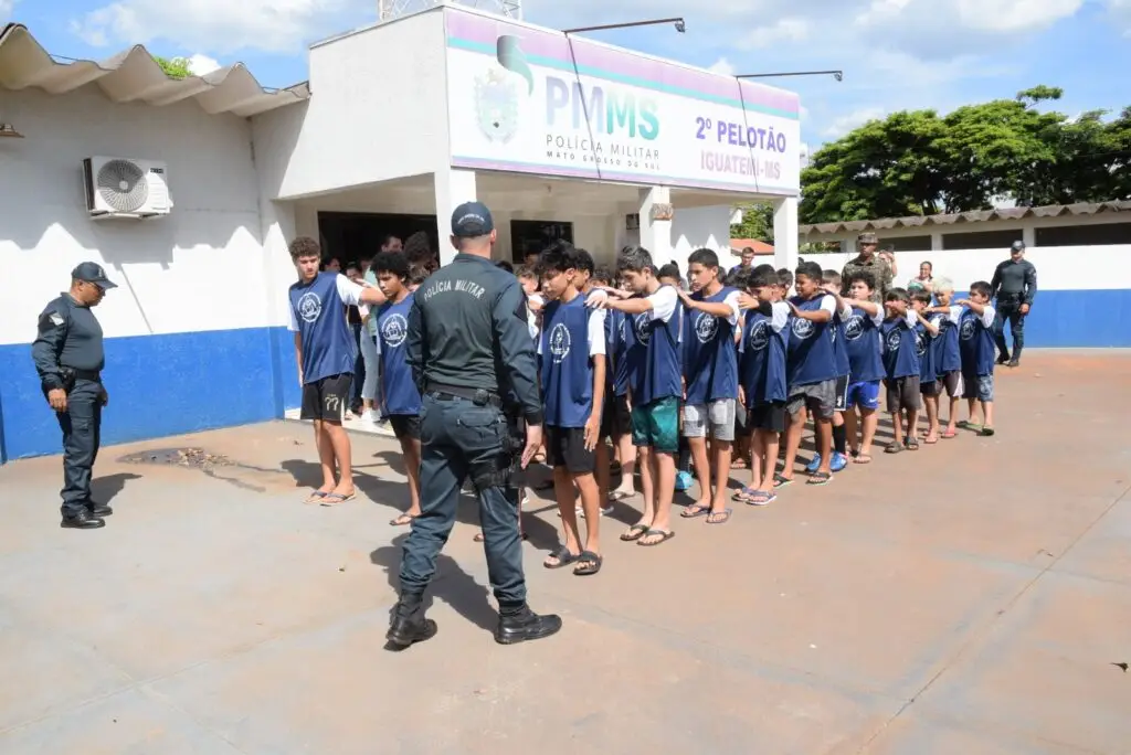 Iguatemi: Projeto da Polícia Militar "Bom de Bola, Bom na Escola" inicia suas atividades oficialmente