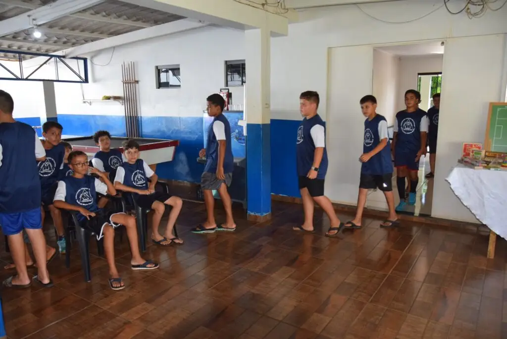 Iguatemi: Projeto da Polícia Militar "Bom de Bola, Bom na Escola" inicia suas atividades oficialmente