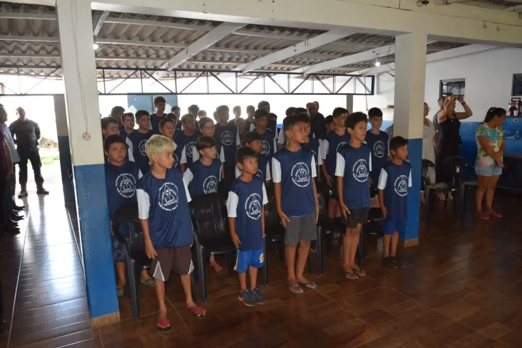 Iguatemi: Projeto da Polícia Militar "Bom de Bola, Bom na Escola" inicia suas atividades oficialmente