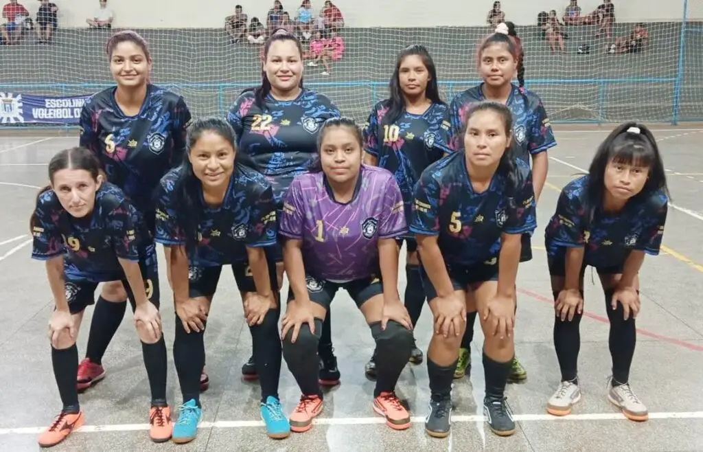 Raça União é campeã do 2º Torneio Sedesc de Futsal Feminino em Amambai
