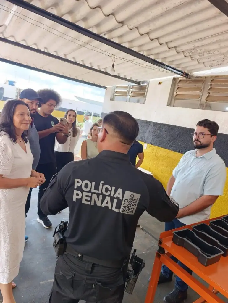 Presidente da Câmara prestigia entrega de padaria no Estabelecimento Penal de Caarapó Presidente da Câmara prestigia entrega de padaria no Estabelecimento Penal de Caarapó