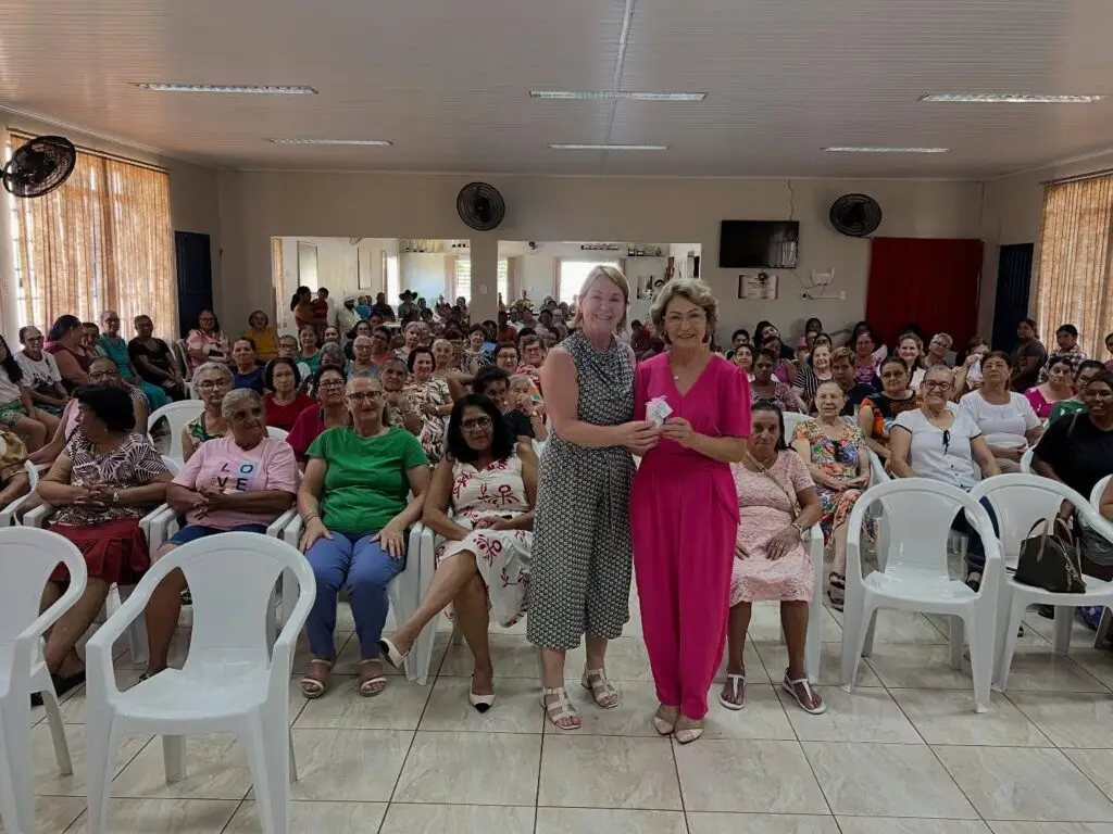 Vereadora Miriam Krenczynski participa de evento em alusão ao Dia Internacional da Mulher em Iguatemi