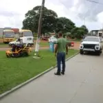 Prefeitura de Juti reforça serviços de limpeza e paisagismo com novo equipamento