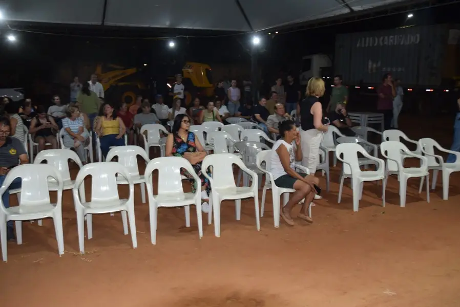 Iguatemi: Prefeito Lídio Ledesma lança oficialmente pavimentação asfáltica no bairro da Vila Nova Esperança