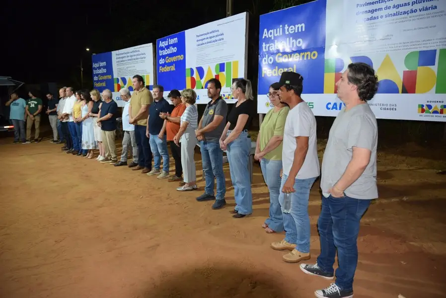 Iguatemi: Prefeito Lídio Ledesma lança oficialmente pavimentação asfáltica no bairro da Vila Nova Esperança