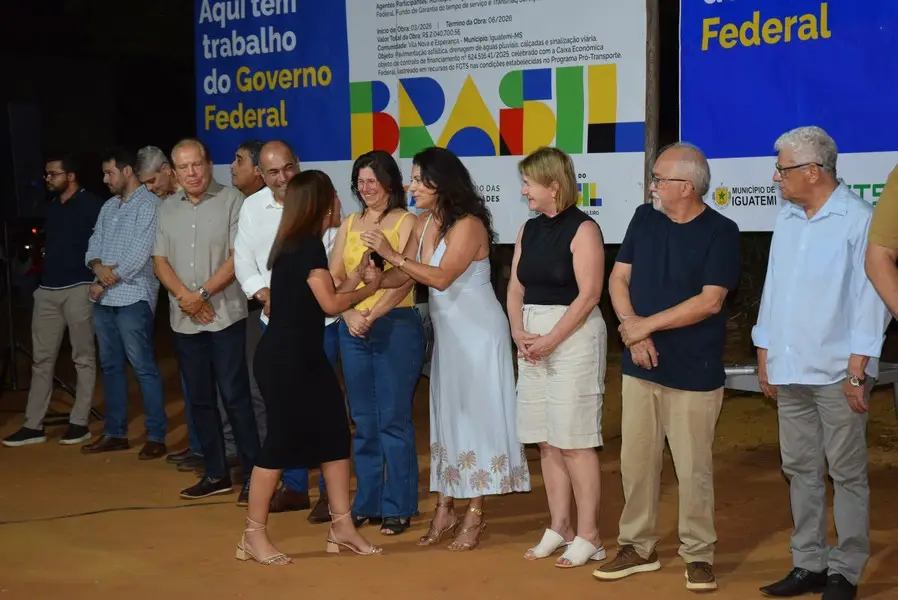 Iguatemi: Prefeito Lídio Ledesma lança oficialmente pavimentação asfáltica no bairro da Vila Nova Esperança