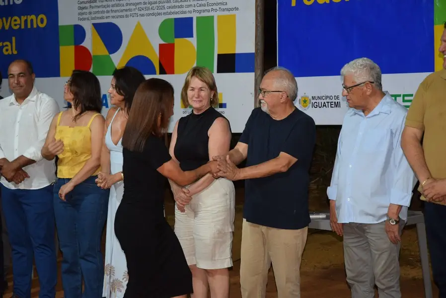 Iguatemi: Prefeito Lídio Ledesma lança oficialmente pavimentação asfáltica no bairro da Vila Nova Esperança