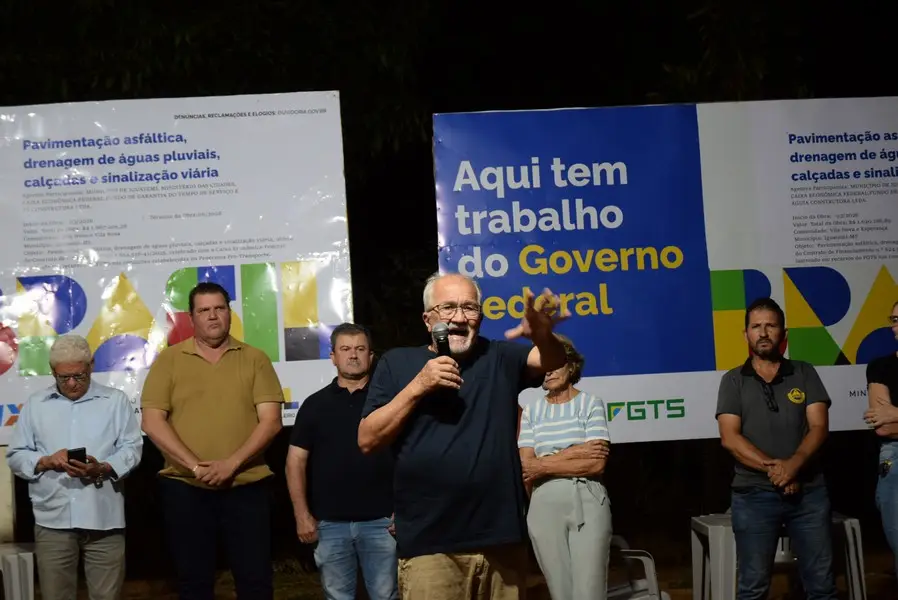 Iguatemi: Prefeito Lídio Ledesma lança oficialmente pavimentação asfáltica no bairro da Vila Nova Esperança
