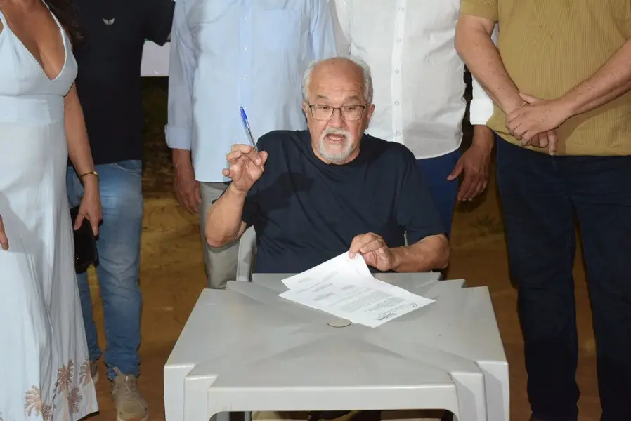 Iguatemi: Prefeito Lídio Ledesma lança oficialmente pavimentação asfáltica no bairro da Vila Nova Esperança