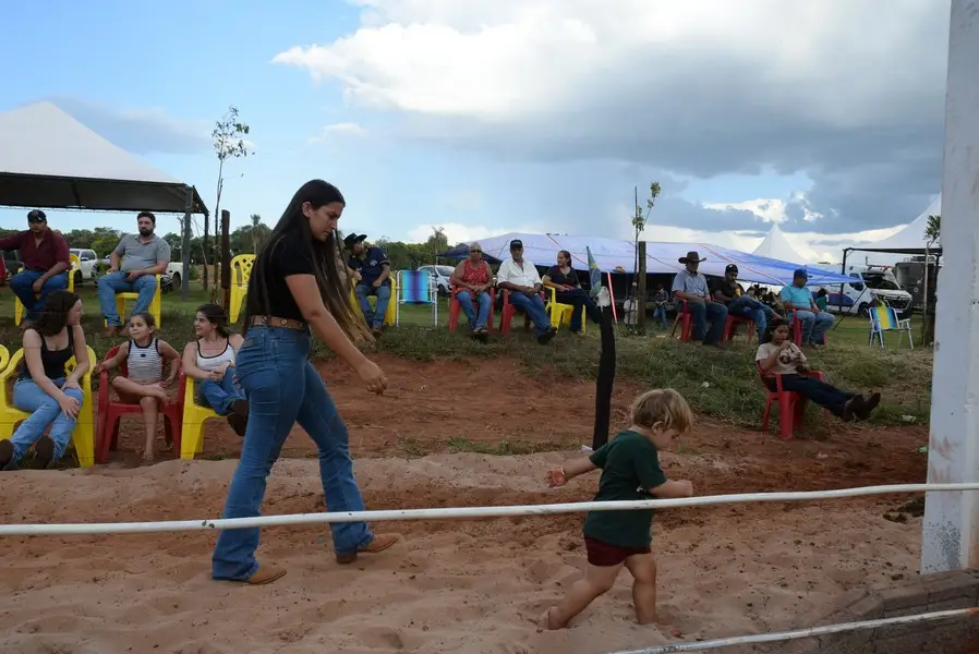 1ª etapa do Circuito Profissional do Laço Comprido Fazenda Tuneiras – CPLFT foi um verdadeiro sucesso em Iguatemi