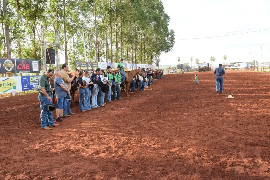 1ª etapa do Circuito Profissional do Laço Comprido Fazenda Tuneiras – CPLFT foi um verdadeiro sucesso em Iguatemi