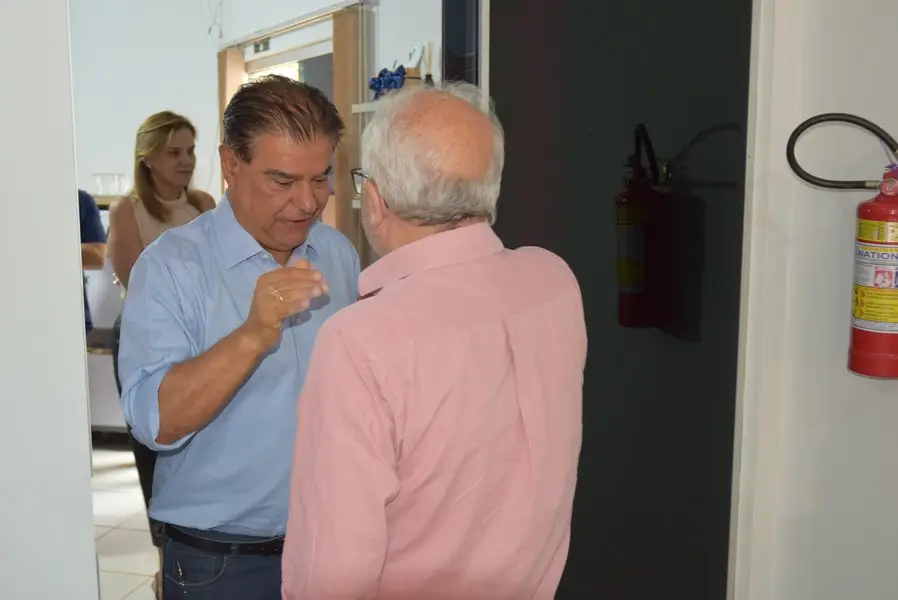 Iguatemi recebe o senador Nelsinho Trad para anunciar a liberação de emenda federal no valor de R$ 4,9 milhões para o Conisul