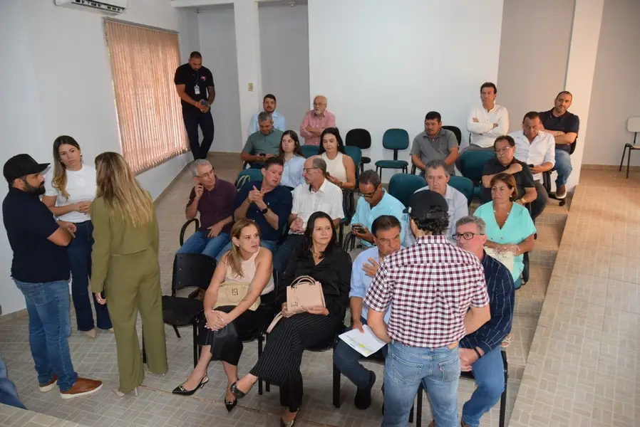 Iguatemi recebe o senador Nelsinho Trad para anunciar a liberação de emenda federal no valor de R$ 4,9 milhões para o Conisul