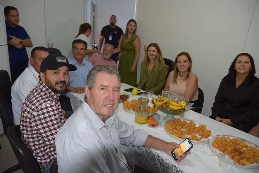 Iguatemi recebe o senador Nelsinho Trad para anunciar a liberação de emenda federal no valor de R$ 4,9 milhões para o Conisul