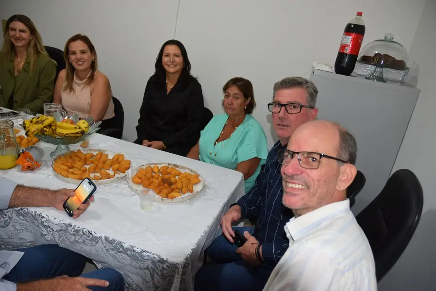 Iguatemi recebe o senador Nelsinho Trad para anunciar a liberação de emenda federal no valor de R$ 4,9 milhões para o Conisul