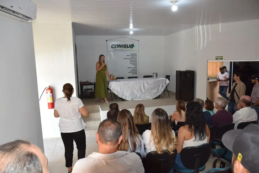 Iguatemi recebe o senador Nelsinho Trad para anunciar a liberação de emenda federal no valor de R$ 4,9 milhões para o Conisul