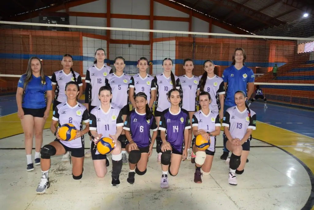 Equipes de Iguatemi se destacam na etapa do Cone Sul de vôlei masculino e feminino com 100% de aproveitamento Equipes de Iguatemi se destacam na etapa do Cone Sul de vôlei masculino e feminino com 100% de aproveitamento