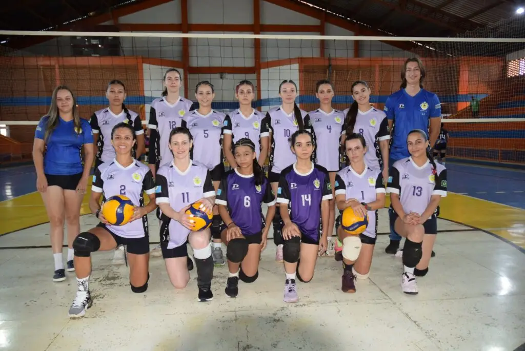 Equipes de Iguatemi se destacam na etapa do Cone Sul de vôlei masculino e feminino com 100% de aproveitamento Equipes de Iguatemi se destacam na etapa do Cone Sul de vôlei masculino e feminino com 100% de aproveitamento