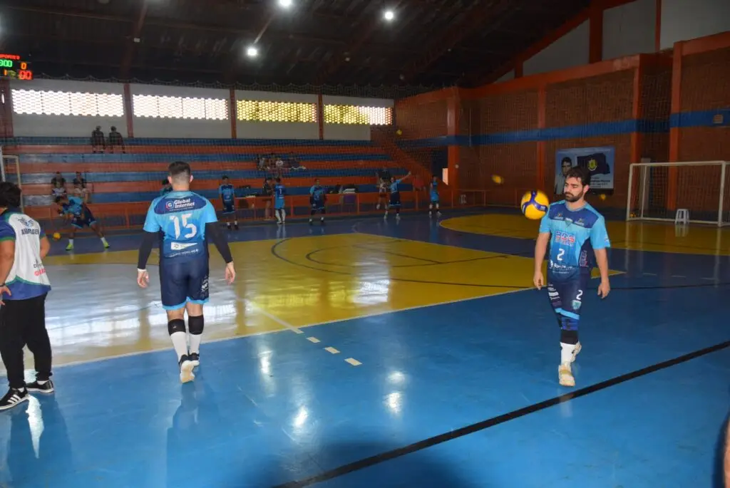 Equipes de Iguatemi se destacam na etapa do Cone Sul de vôlei masculino e feminino com 100% de aproveitamento Equipes de Iguatemi se destacam na etapa do Cone Sul de vôlei masculino e feminino com 100% de aproveitamento