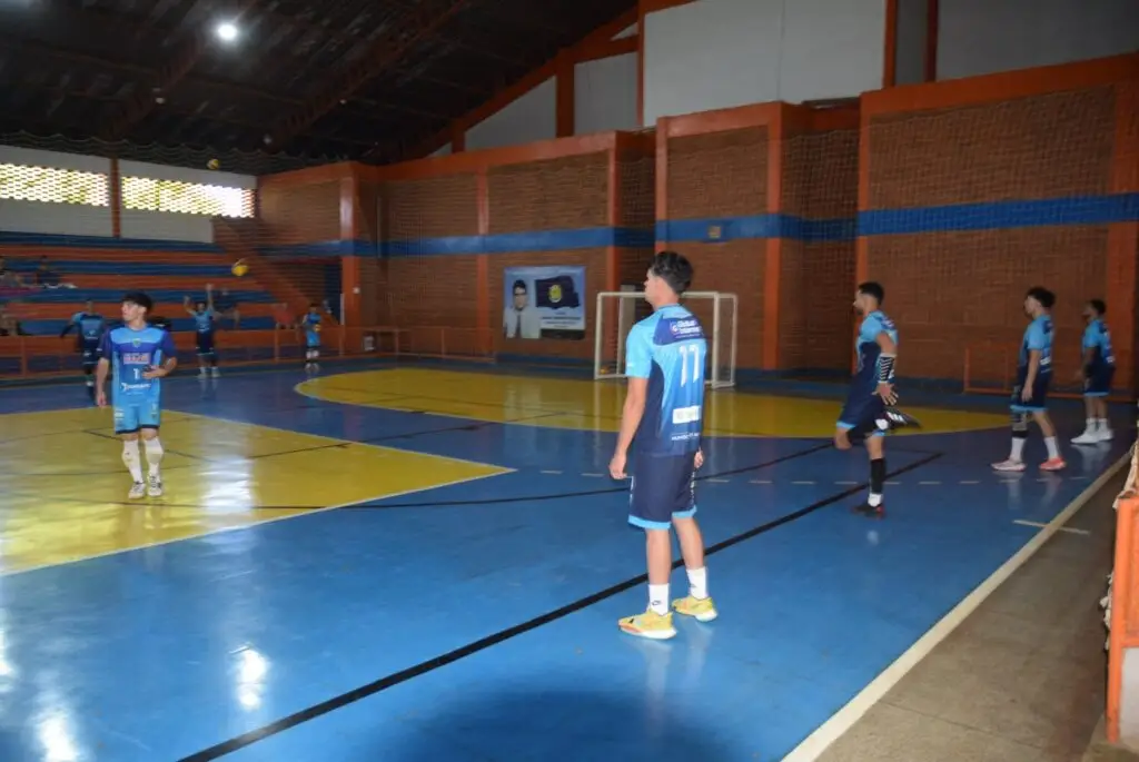Equipes de Iguatemi se destacam na etapa do Cone Sul de vôlei masculino e feminino com 100% de aproveitamento Equipes de Iguatemi se destacam na etapa do Cone Sul de vôlei masculino e feminino com 100% de aproveitamento