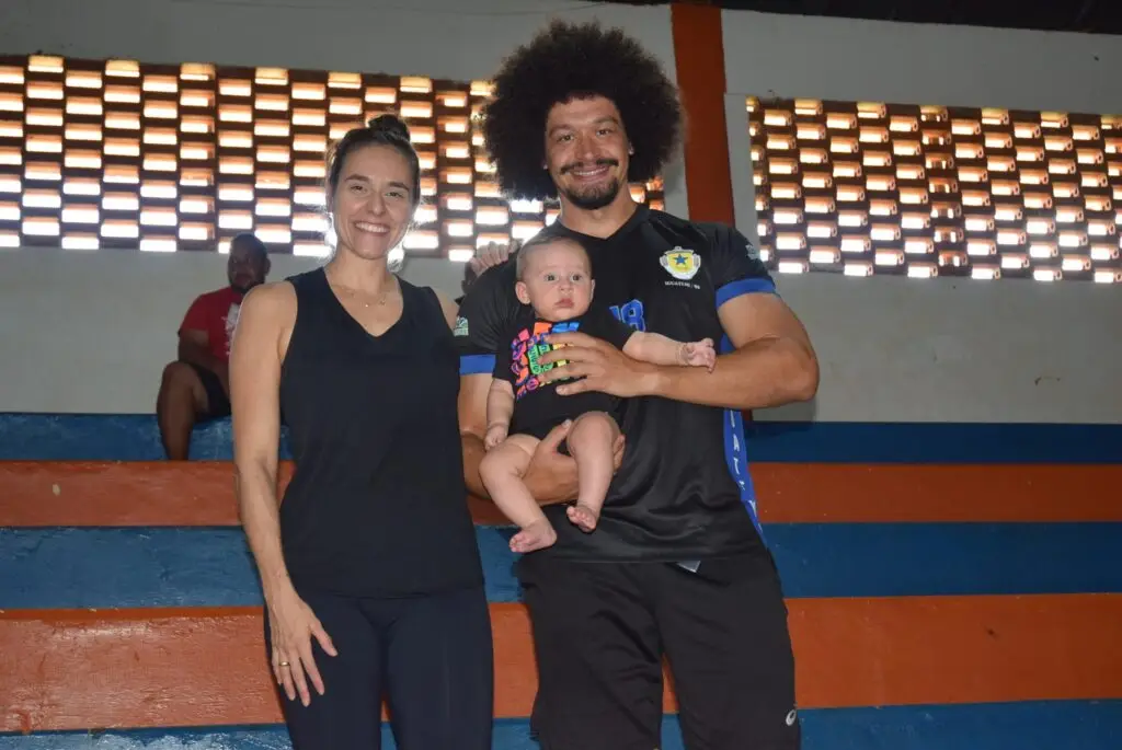 Equipes de Iguatemi se destacam na etapa do Cone Sul de vôlei masculino e feminino com 100% de aproveitamento Equipes de Iguatemi se destacam na etapa do Cone Sul de vôlei masculino e feminino com 100% de aproveitamento