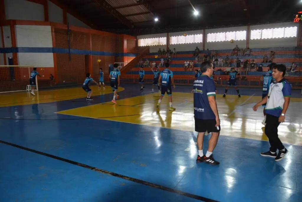 Equipes de Iguatemi se destacam na etapa do Cone Sul de vôlei masculino e feminino com 100% de aproveitamento Equipes de Iguatemi se destacam na etapa do Cone Sul de vôlei masculino e feminino com 100% de aproveitamento