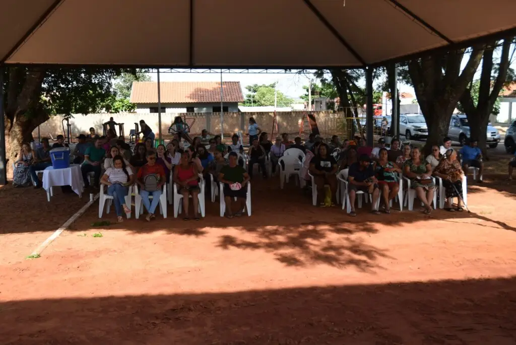 Prefeitura de Iguatemi entrega 87 títulos fundiários para famílias dos bairros Cherogami e Jardim Élida Prefeitura de Iguatemi entrega 87 títulos fundiários para famílias dos bairros Cherogami e Jardim Élida