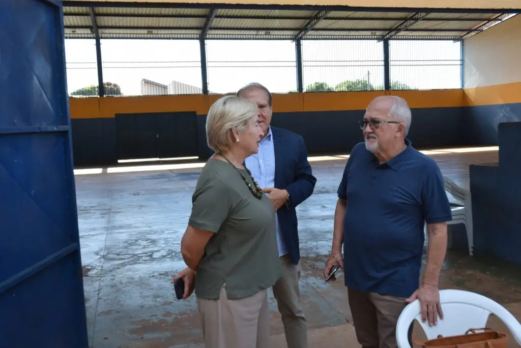 Prefeitura de Iguatemi entrega 87 títulos fundiários para famílias dos bairros Cherogami e Jardim Élida Prefeitura de Iguatemi entrega 87 títulos fundiários para famílias dos bairros Cherogami e Jardim Élida