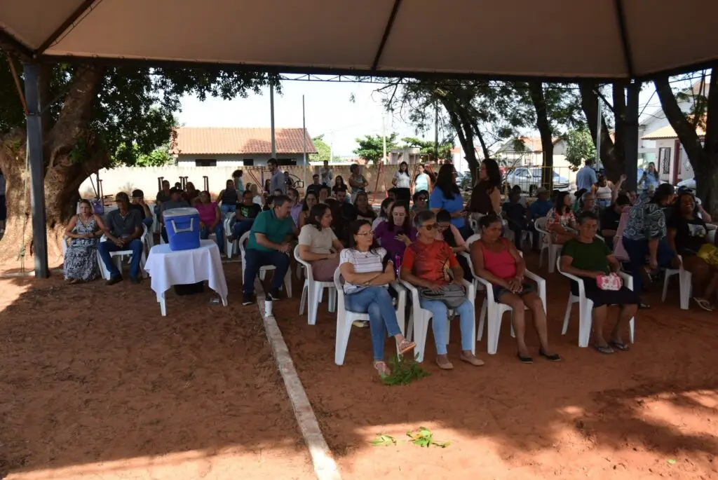 Prefeitura de Iguatemi entrega 87 títulos fundiários para famílias dos bairros Cherogami e Jardim Élida Prefeitura de Iguatemi entrega 87 títulos fundiários para famílias dos bairros Cherogami e Jardim Élida