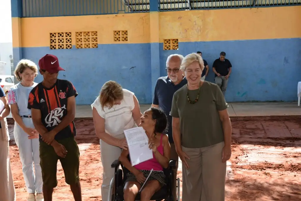 Prefeitura de Iguatemi entrega 87 títulos fundiários para famílias dos bairros Cherogami e Jardim Élida Prefeitura de Iguatemi entrega 87 títulos fundiários para famílias dos bairros Cherogami e Jardim Élida