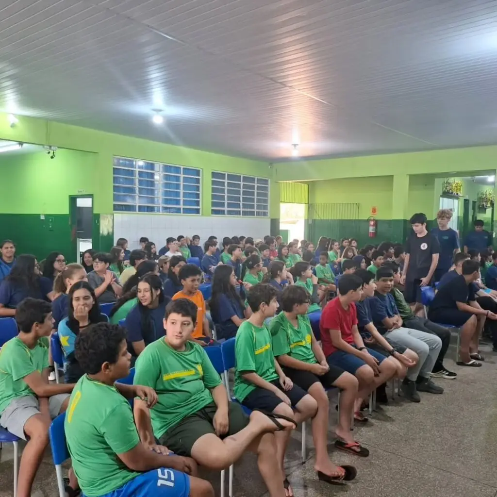Educação em saúde marca atividade em escola de Sete Quedas com foco em arboviroses Educação em saúde marca atividade em escola de Sete Quedas com foco em arboviroses