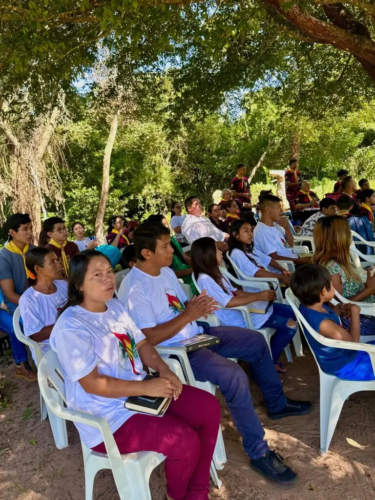 Desbravadores transformam sábado em missão na Aldeia Taquaperi, em Coronel Sapucaia Desbravadores transformam sábado em missão na Aldeia Taquaperi, em Coronel Sapucaia