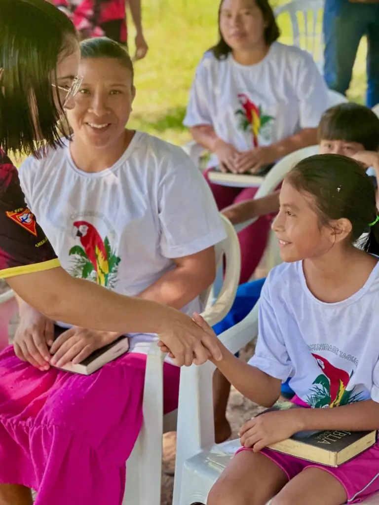 Desbravadores transformam sábado em missão na Aldeia Taquaperi, em Coronel Sapucaia Desbravadores transformam sábado em missão na Aldeia Taquaperi, em Coronel Sapucaia