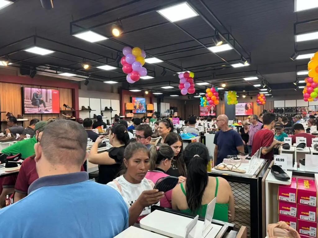 Pé Legal Calçados consolida dois anos em Amambai e reforça expansão regional Pé Legal Calçados consolida dois anos em Amambai e reforça expansão regional