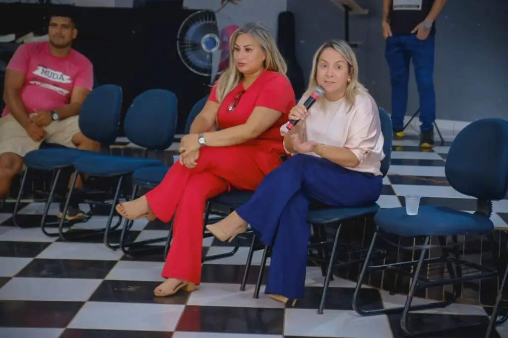 Entre histórias de recomeço, Lia Nogueira entrega emenda a projeto que resgata vidas em Campo Grande