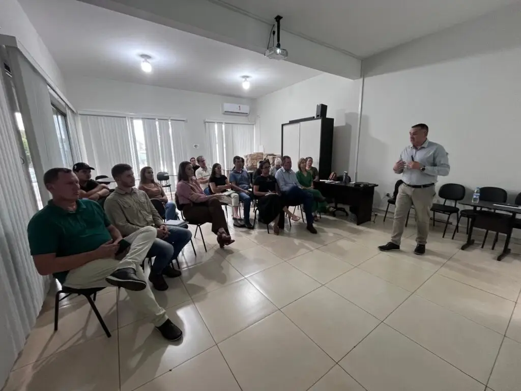 Sebrae realiza workshop sobre construção dos Acordos Municipais de Gestão (PGM) em Paranhos