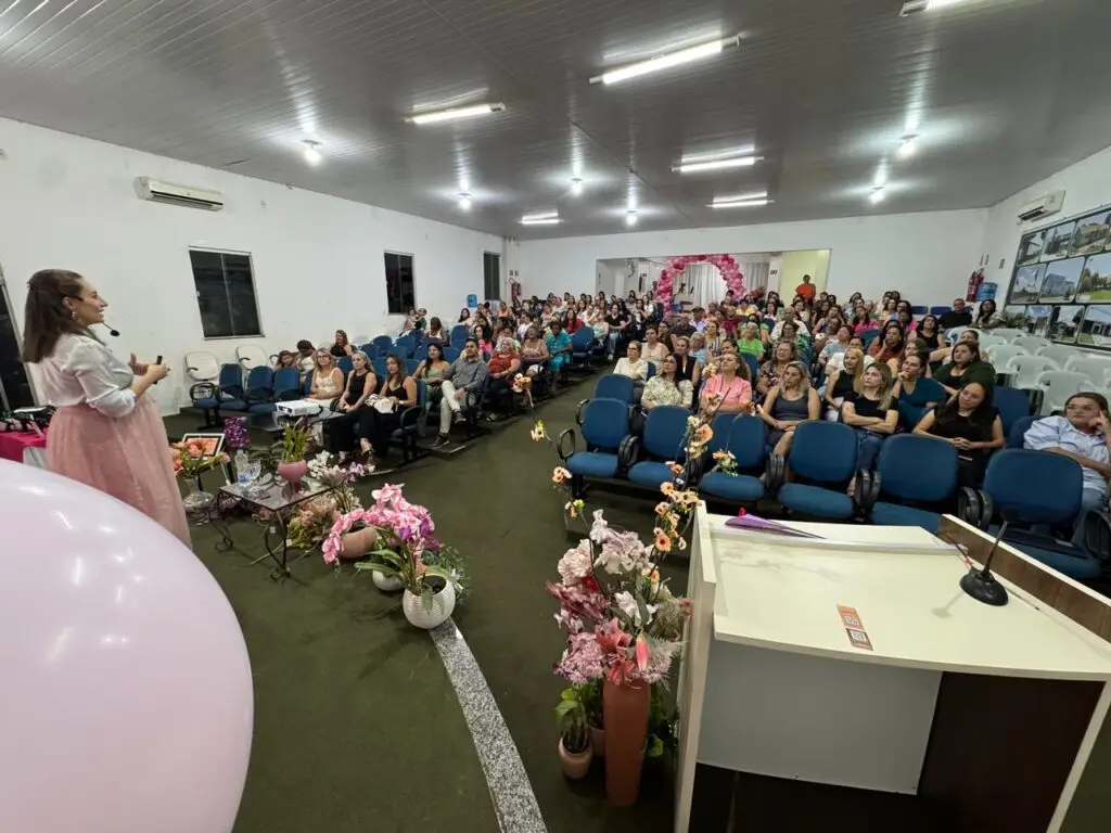Semana da Mulher reúne participantes em palestra sobre novos horizontes em Tacuru