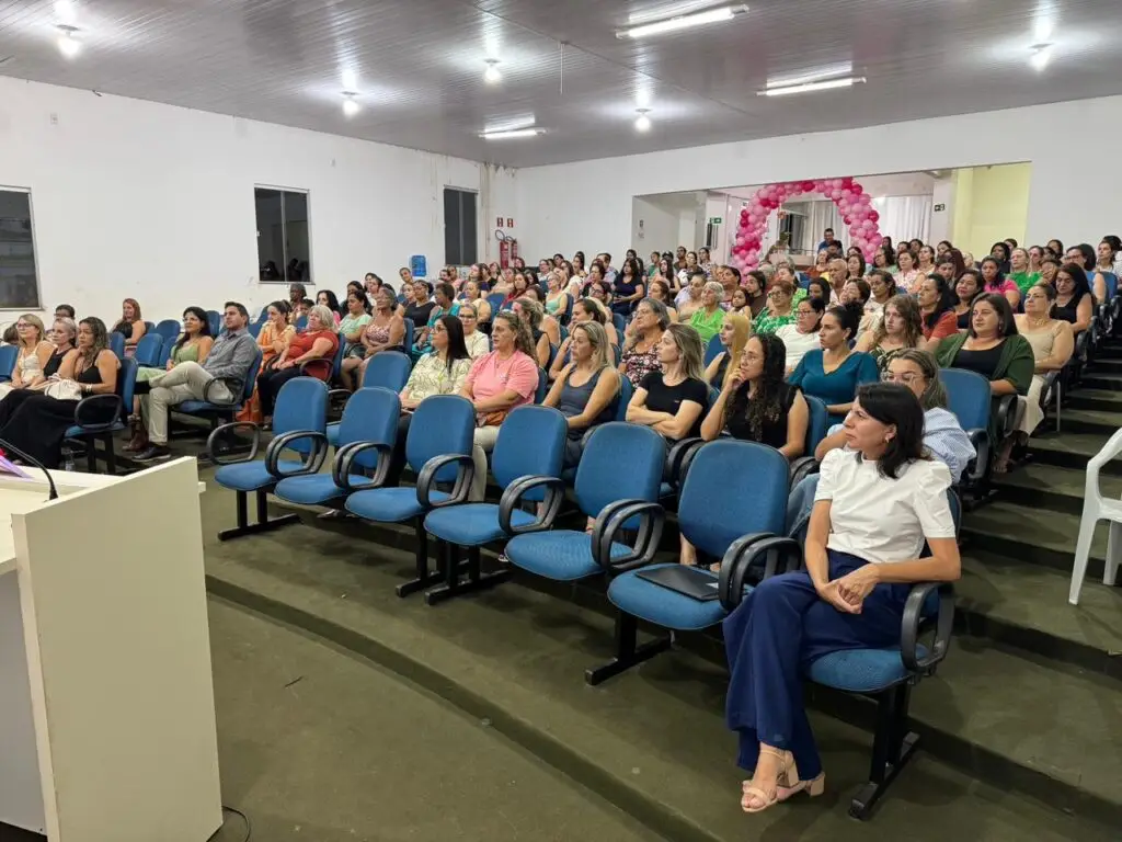 Semana da Mulher reúne participantes em palestra sobre novos horizontes em Tacuru