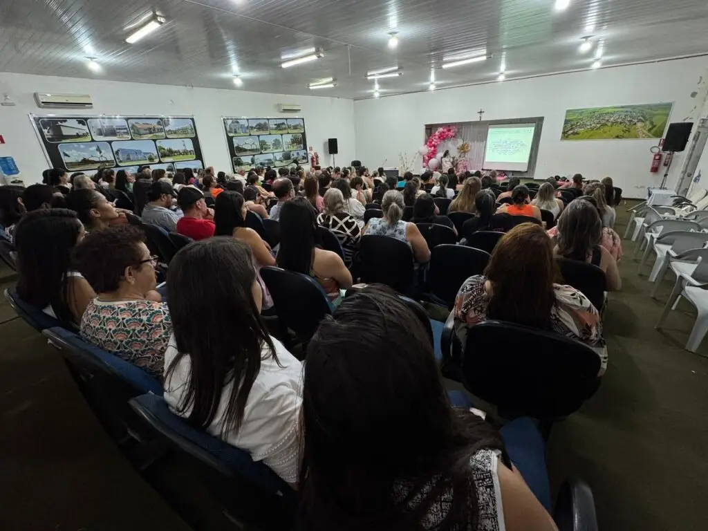 Semana da Mulher reúne participantes em palestra sobre novos horizontes em Tacuru