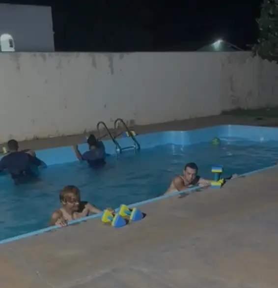 Iguatemi: Aula de hidroginástica promove saúde e integração na EJA